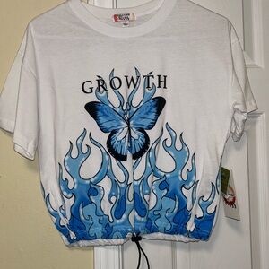 🦋Casual Tshirt 5/25$